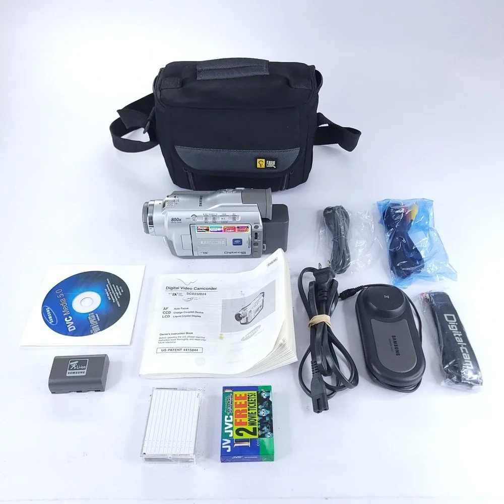 Samsung SCD23 MiniDV Video Camcorder Case Instructions Charger Batteries Tapes